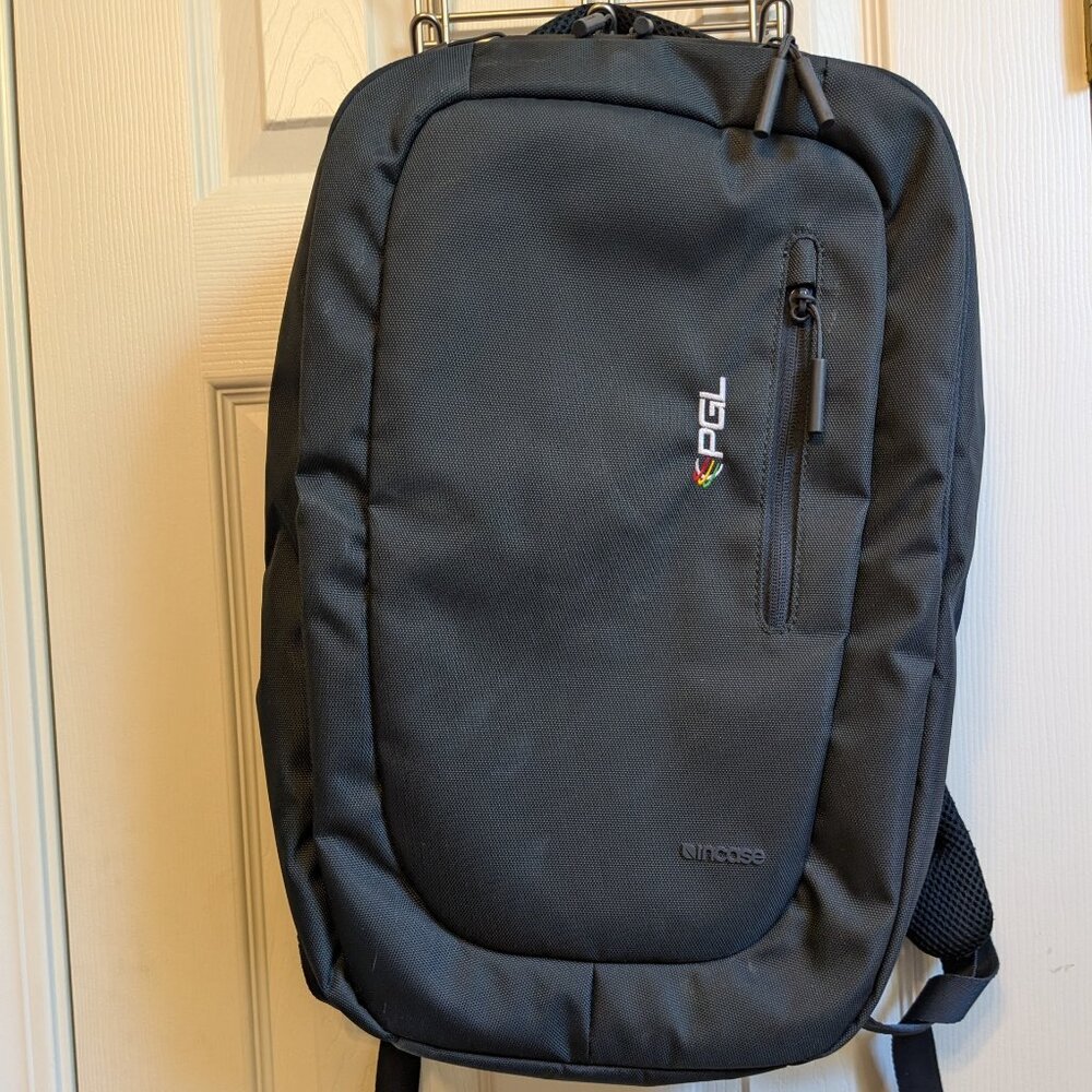 Incase ICON Backpack Laptop Carry with Pockets
